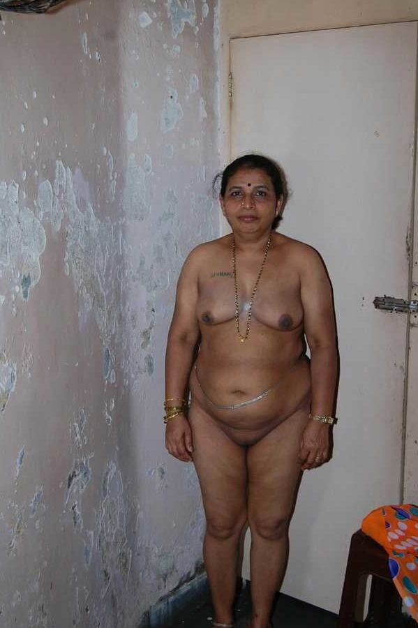 Sex with my neighbor grandma