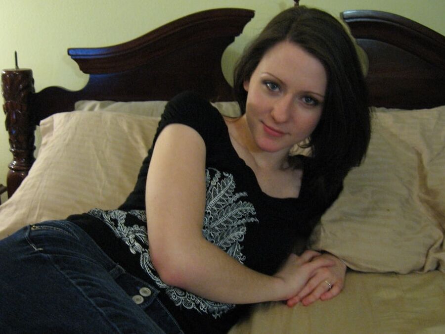 Skinny Wife Rachel Exposed