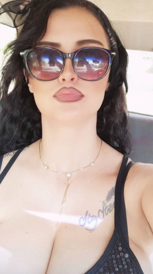HOT MILF WITH BIG TITS AND HOT ASS