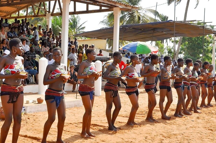 Ttibal women