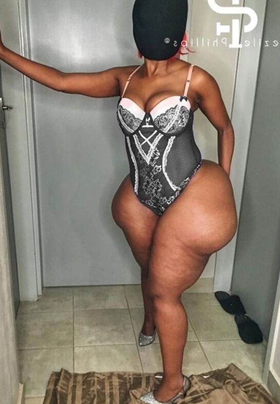 Sexy super wide slim thick mega booty bbw pear Fezile