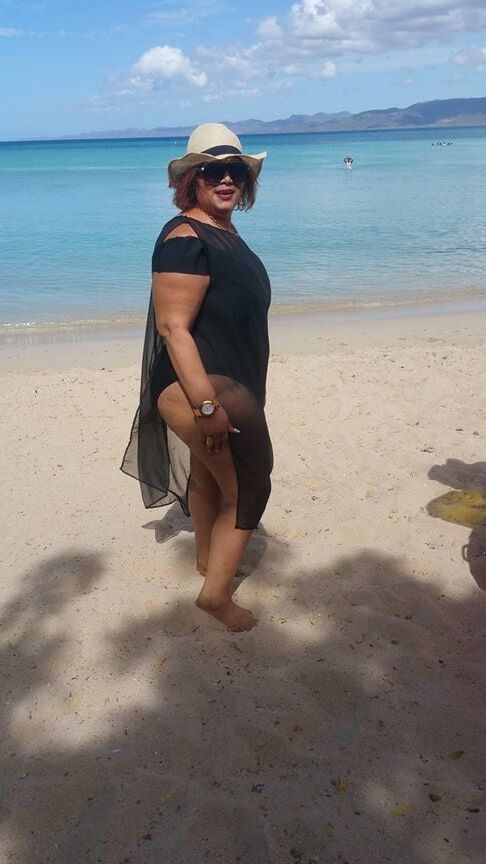 roberta suarez mature ass bbw
