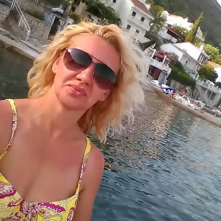 Serbian hot blonde mature mom beautiful ass Sanja Vukojevic