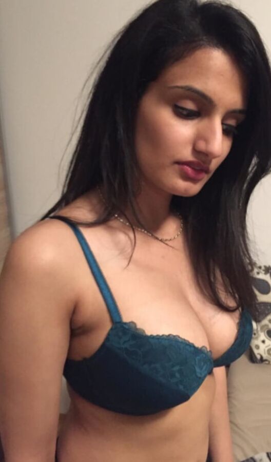 Arabian Muslim Wife