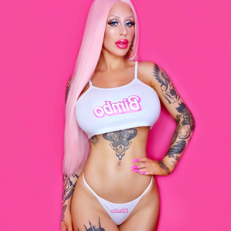 Blonde Bimbo Big Tits Bonanza