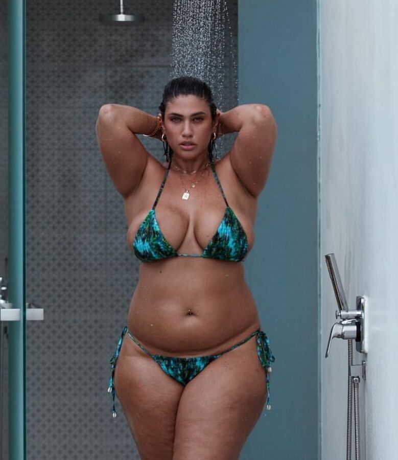 Bbw mi (Bikini)