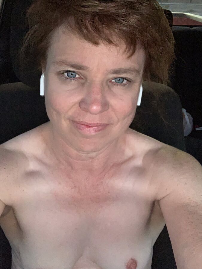 Oops...Posted women exposed