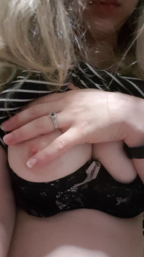 blondie bb selfies