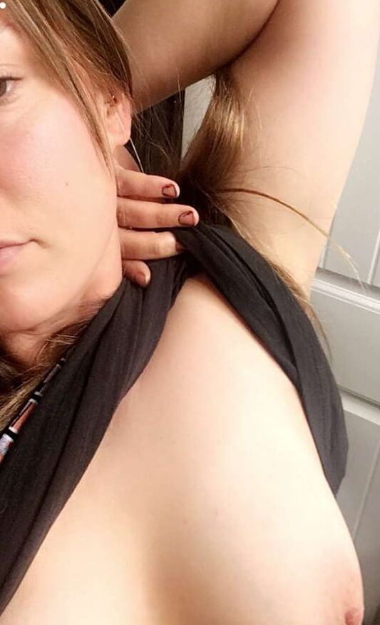 Nude Wife