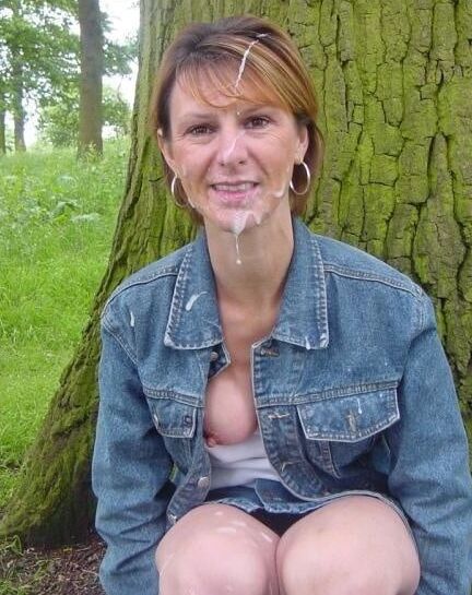 Mature wife loves a good facial !