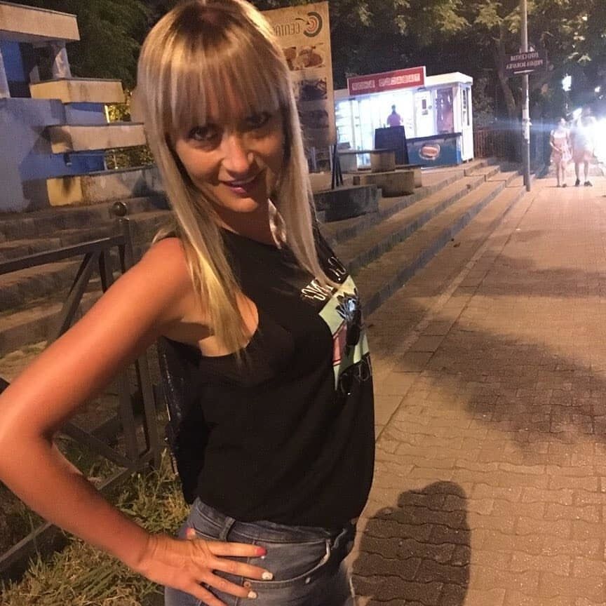 Serbian beautiful skinny blonde mom Tanja Jakovljevic