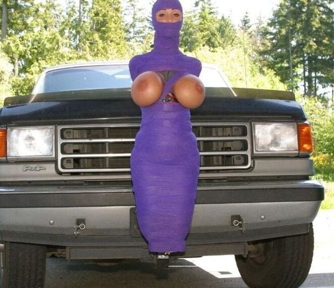 car BDSM