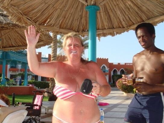 Mature Women in Bikinis (set )