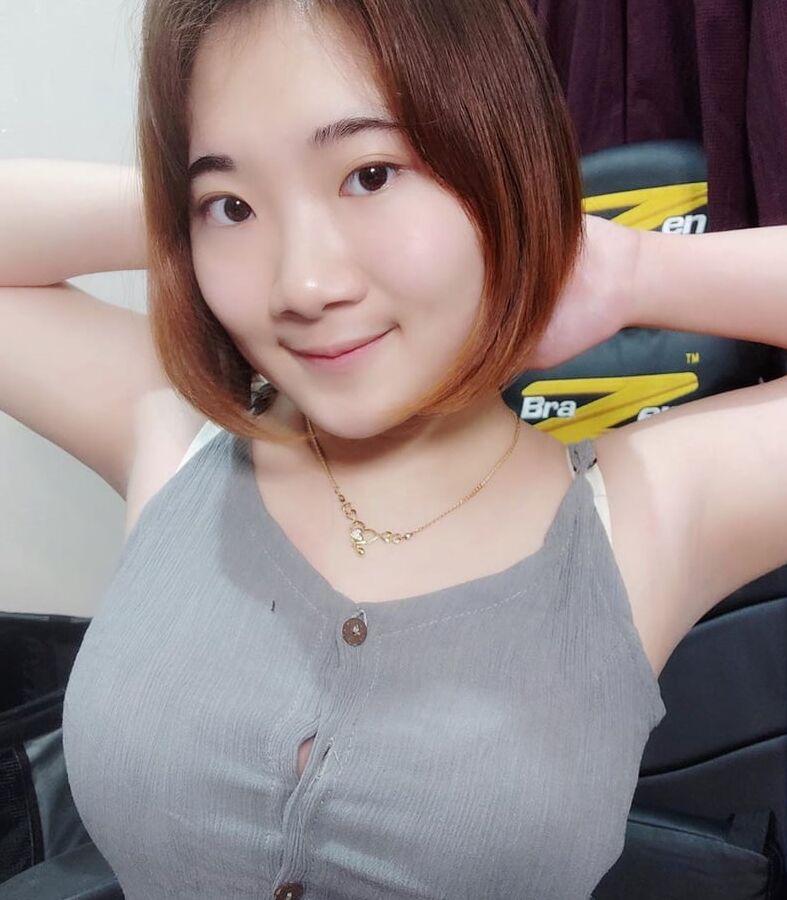 Armpits I Want to Lick