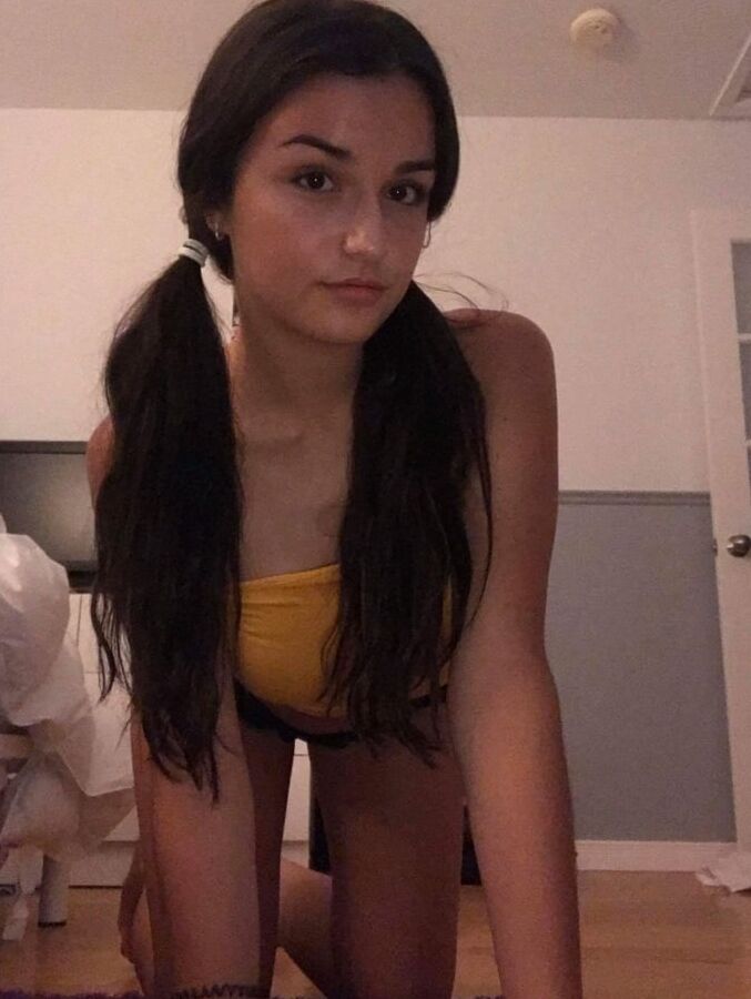 Yellow latina