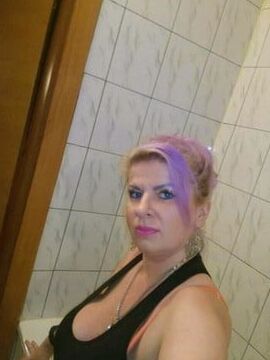 Mega big boobs of my neighbor