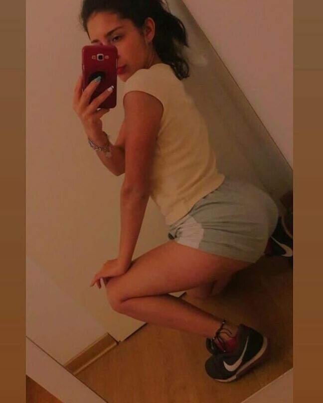 On Instagram- cande_mendez