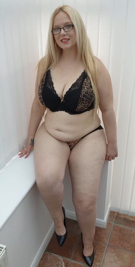 BBW Sexy Fat Belly Girls
