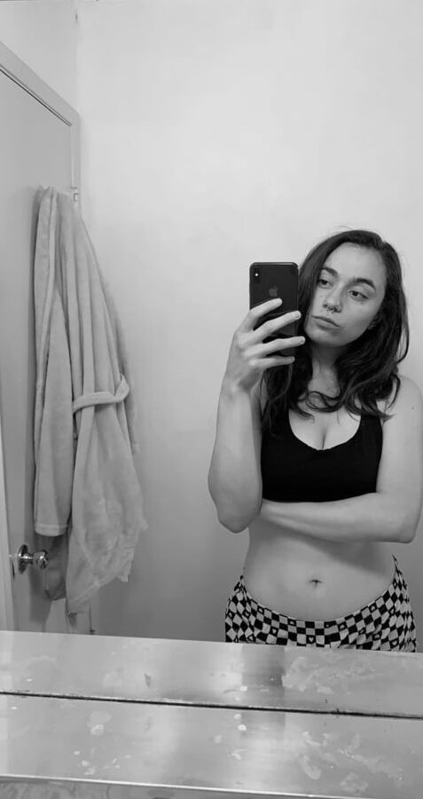 Big Tits Whore Julia Exposed