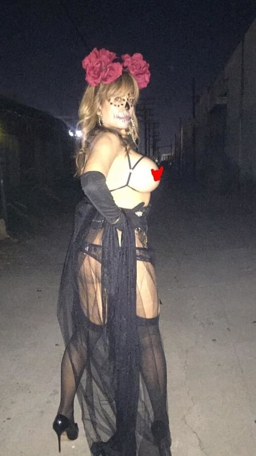 Latina milf
