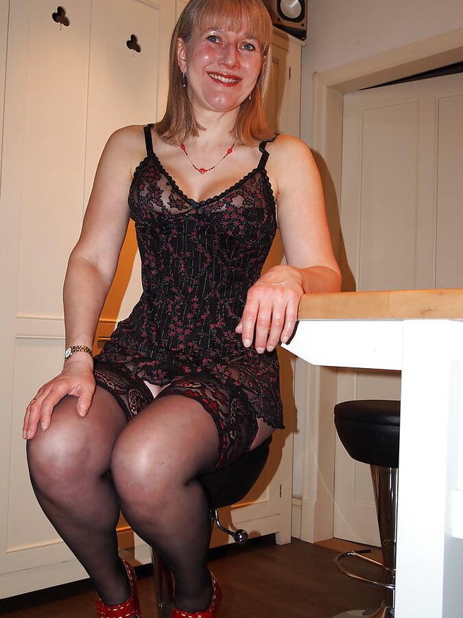 Two MILFs in lingerie