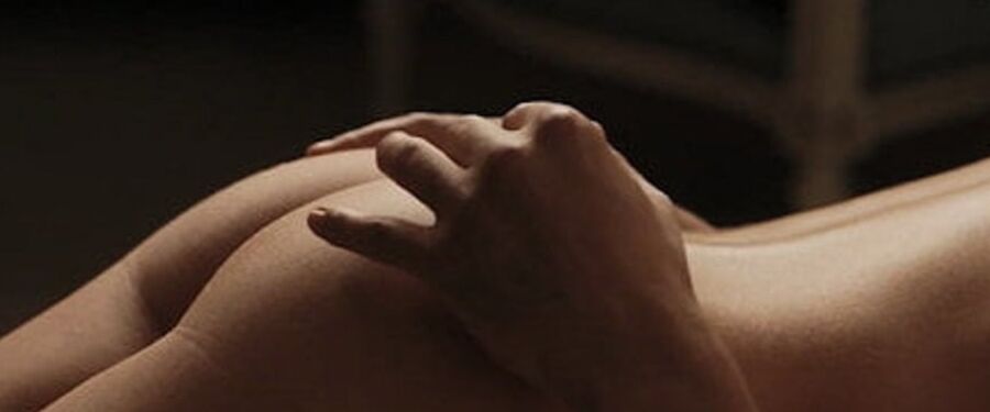 CECILE DE FRANCE NUDE