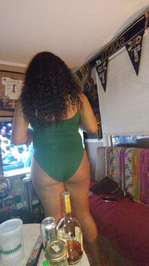 She got a nice ass
