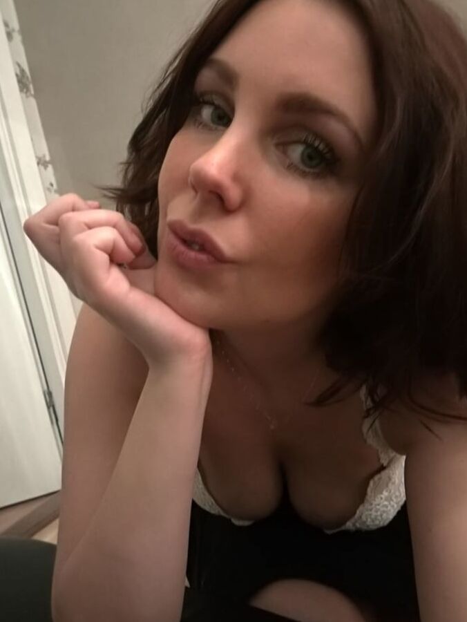 exposed webslut