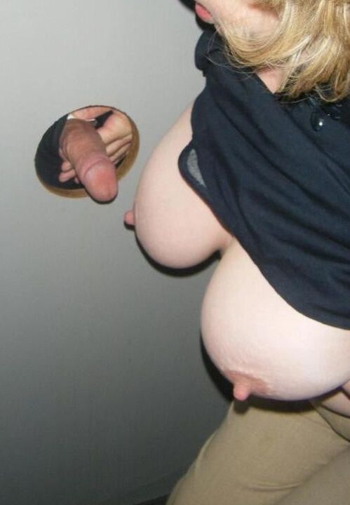 Hotties at th hole