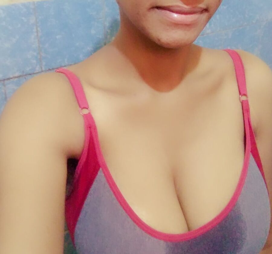 Mallu Aunty Shyla Antony