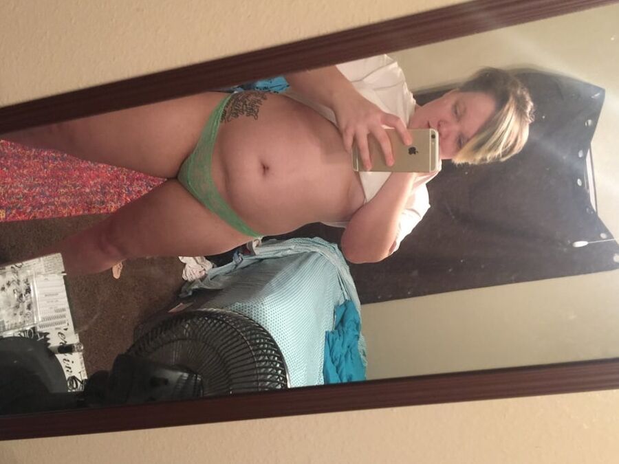 White young thot me and my friends fucked