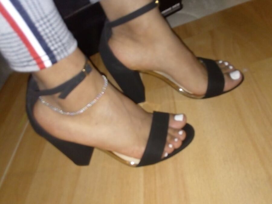 My sexy feet in heels