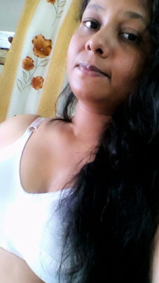 Unseen indian desi aunty mix nude pic