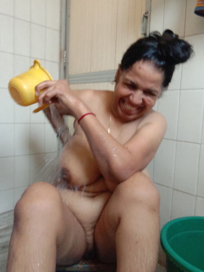 Older and hot (Indian women)