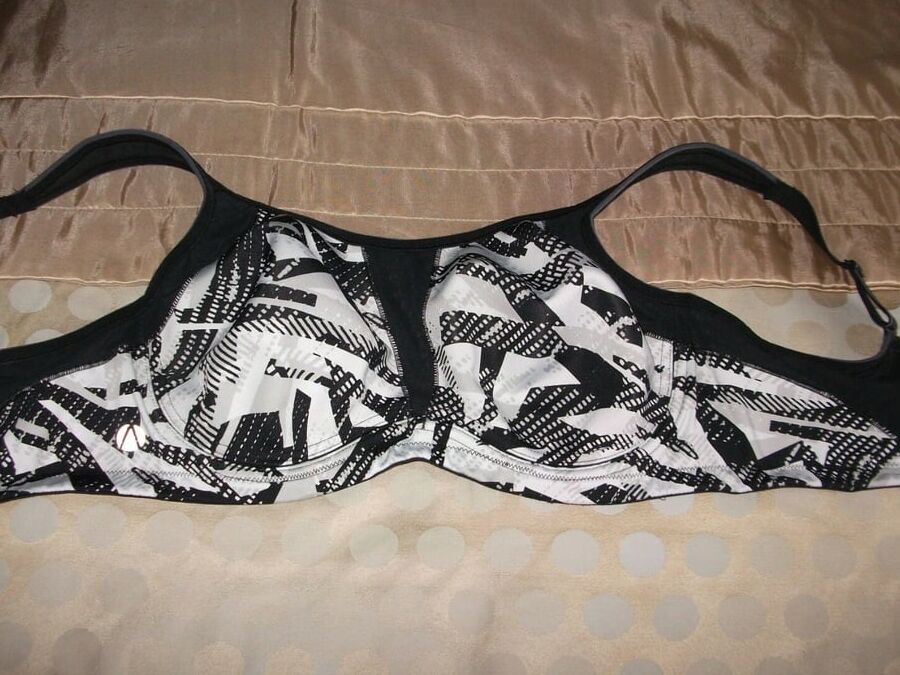 Sportsbras