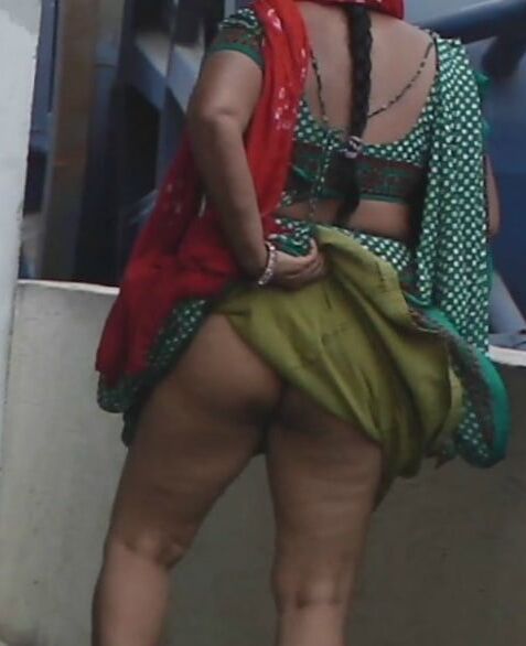 Saree ass