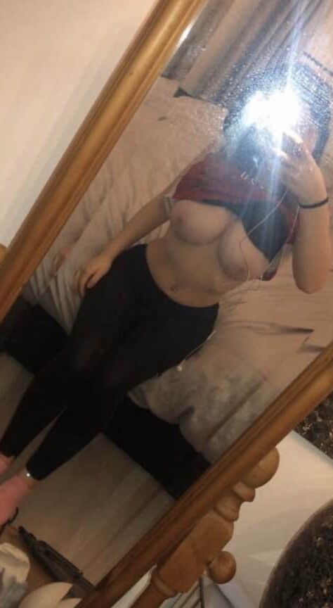Big Tit Amateur (Cuck Hubby Jesenia)
