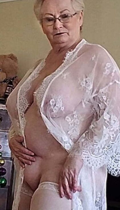 Amateur Granny