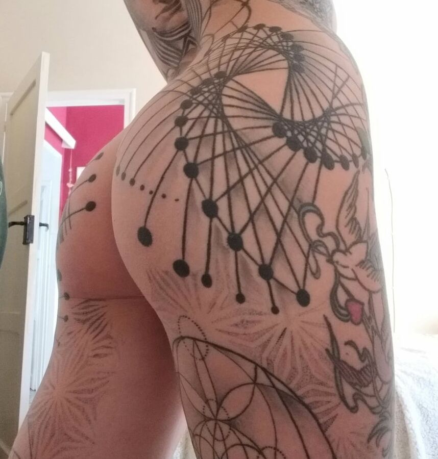 Sexy femdom kinkerbell