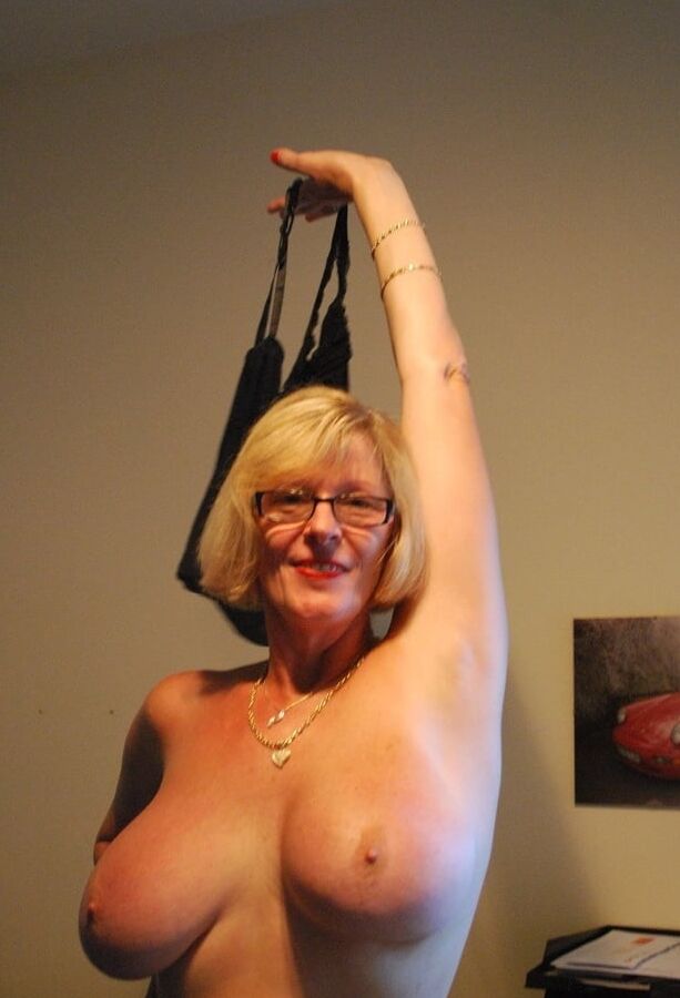 Big Boobs sexy Mature and Milf