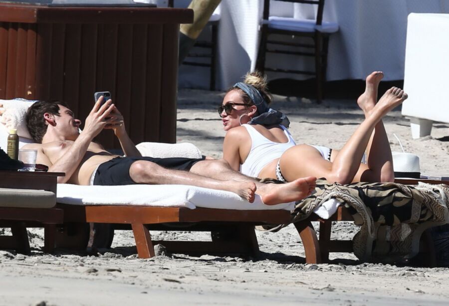 Sexy Hilary Duff