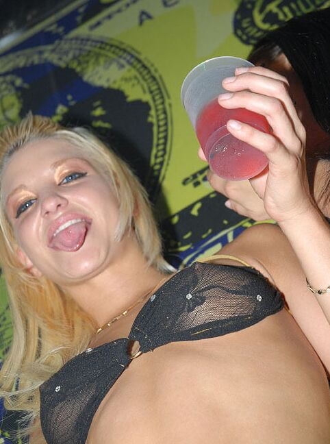 party girls