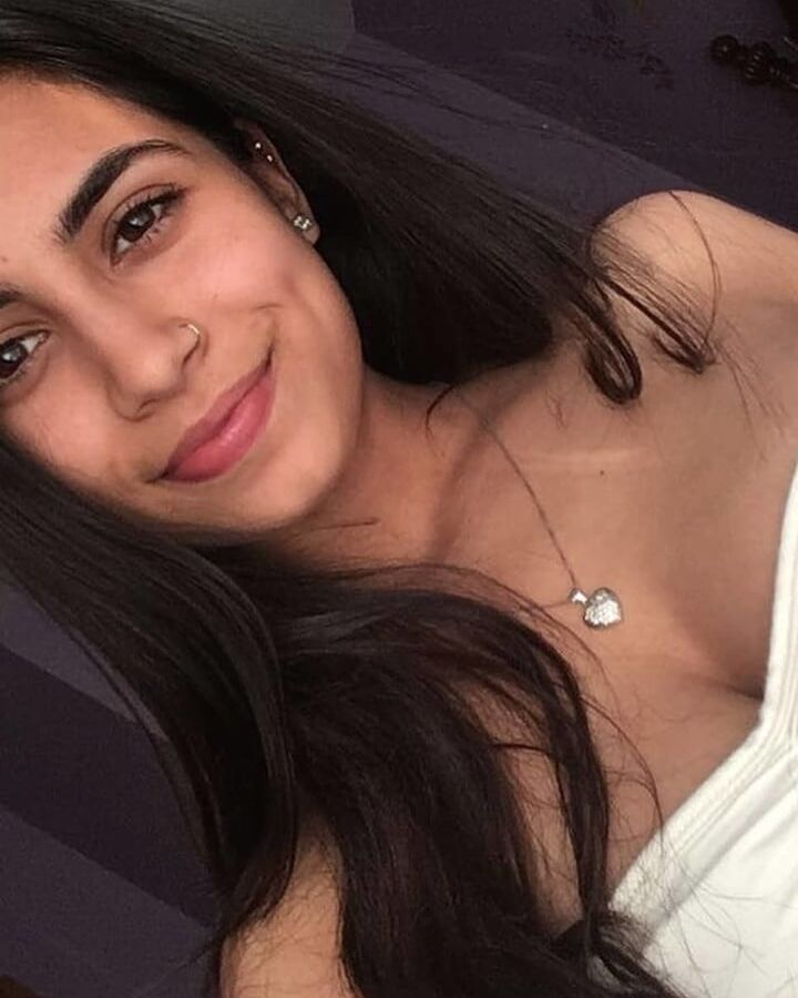Hot NRI Indian College Girl Taking Seductive Selfies Private
