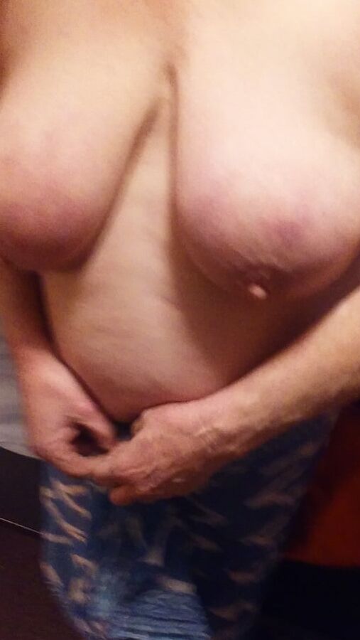 Siobhan showing her body again