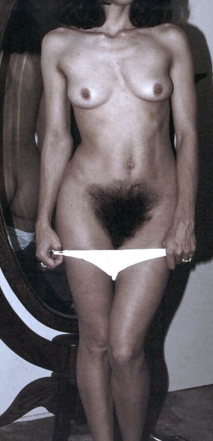 VINTAGE BUSHY GIRL