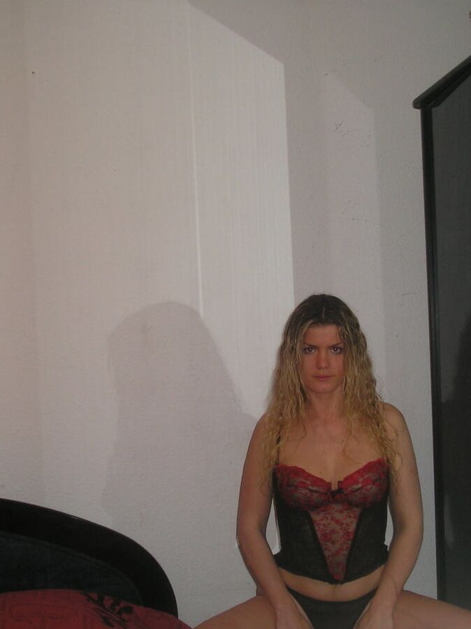 BLONDE SUCKS