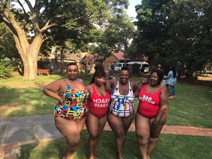 Hoodyman SSBBW . Fat pig Vicky P exposed .
