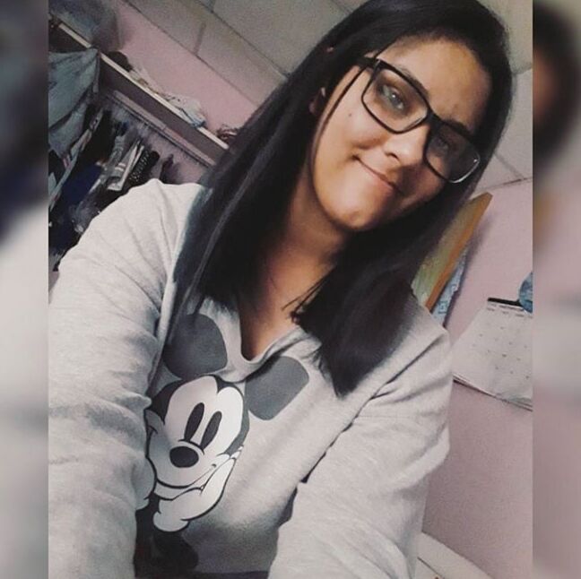 She deserve cum