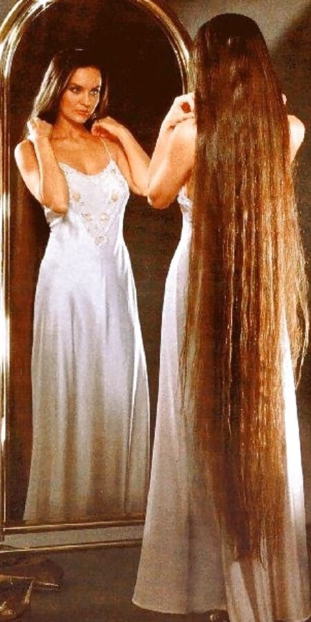 Crystal Gayle Lane