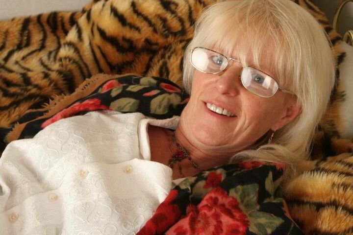 Blonde granny strips